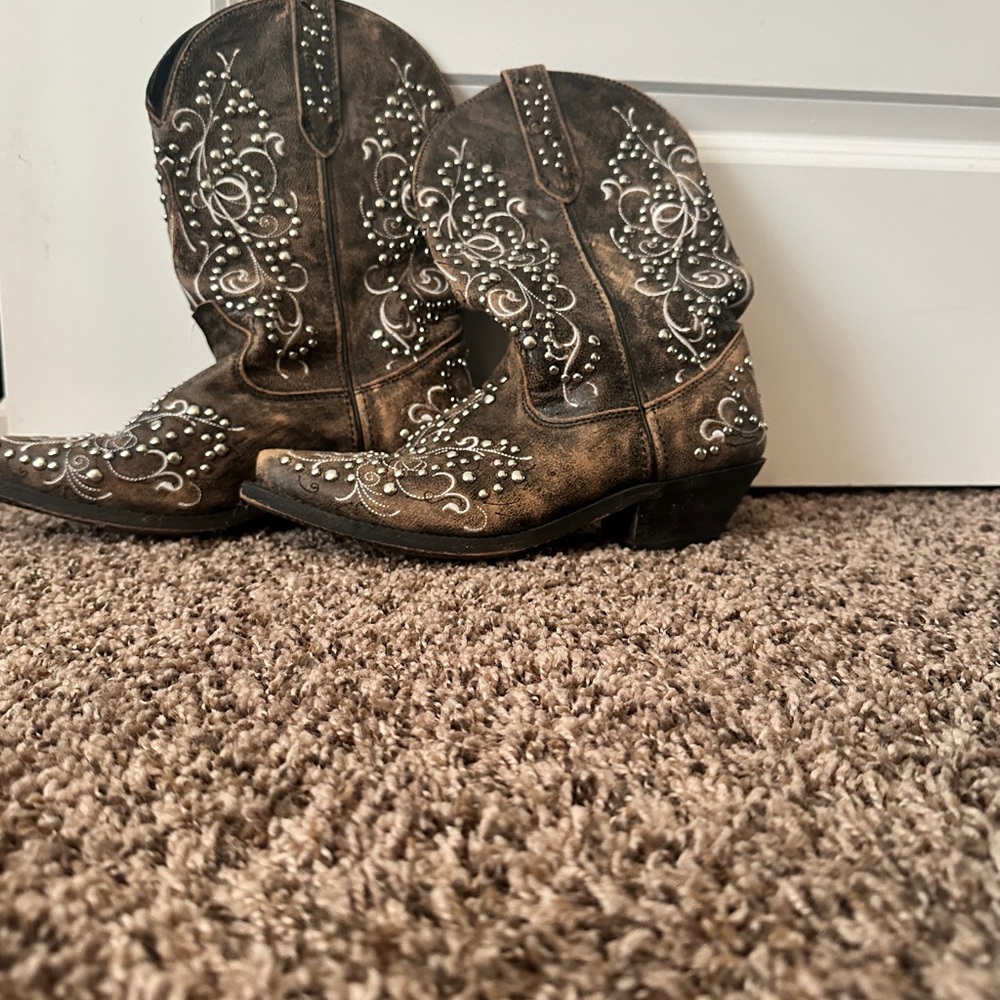 Studded Embroidered Western Ankle Boots - Brown - Picture 2 of 7